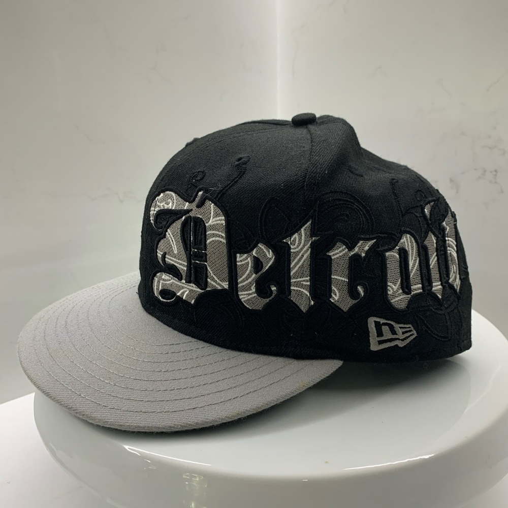 Detroit Tigers 59fifty baseball hat. Size 7 3/8